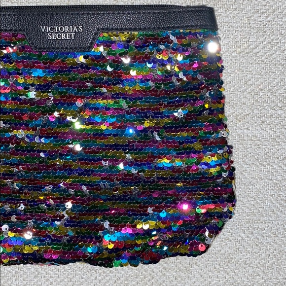 Victoria’s Secret Rainbow Sequin Makeup Bag Clutch - Picture 4 of 9